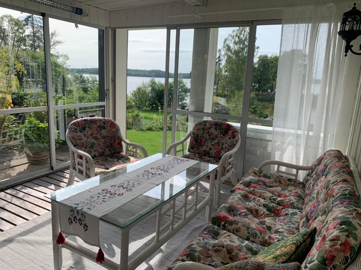 Pärla Med Egen Brygga * Västerås